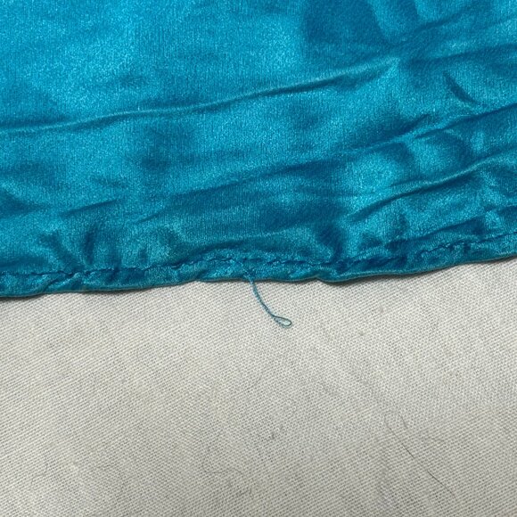 Sold! - Vintage Victoria's Secret Turquoise 100% Silk Open Sides Baby Doll Slip - Picture 6 of 6